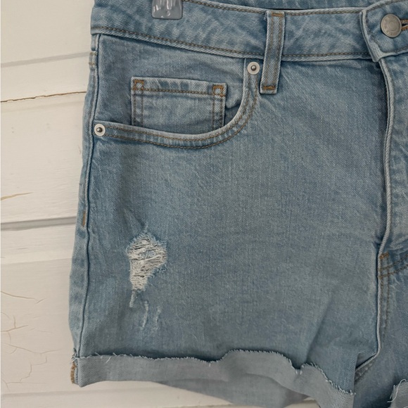 NWT Wild Fable Light Blue Jean Shorts - Picture 2 of 5